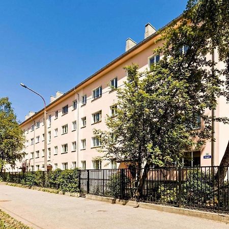 Sunny Apartment, 7 Min With Tram To The Old Town ทาลลินน์ ภายนอก รูปภาพ