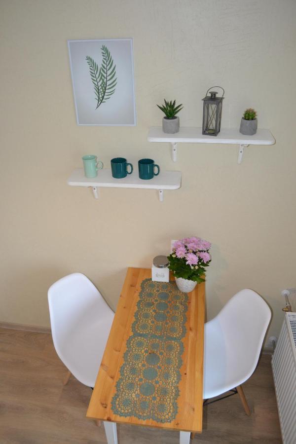 Sunny Apartment, 7 Min With Tram To The Old Town ทาลลินน์ ภายนอก รูปภาพ